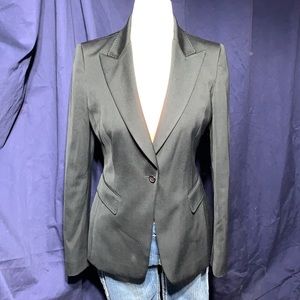 Elie Tahari must-have classic elegant jacket
